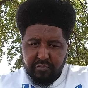 Meet your Posher, Stuart